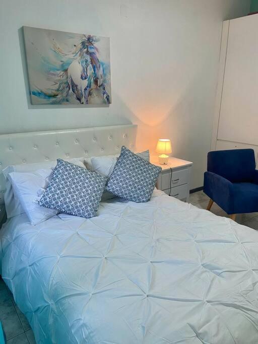 Lovely Apartment In Mindelo City Center Bagian luar foto